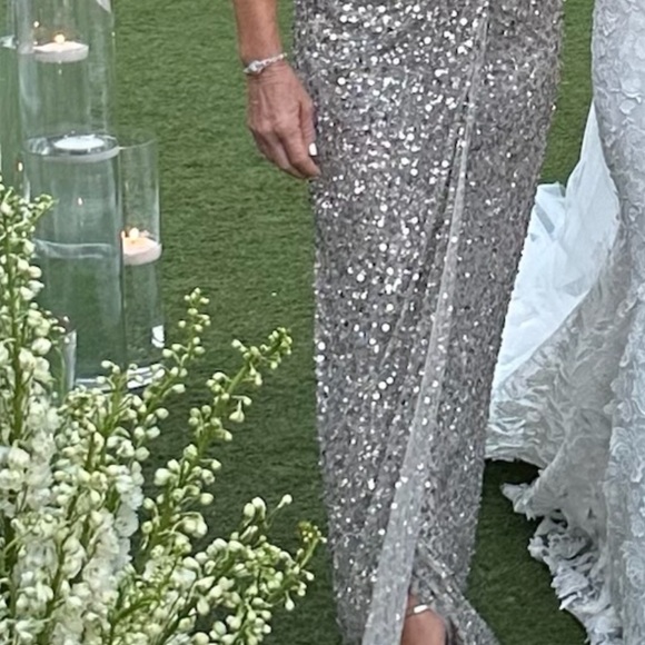 Jenny Packham Wonderful Beaded Wrap Column Gown - Picture 3 of 7